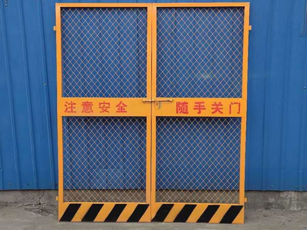 電梯防護(hù)門